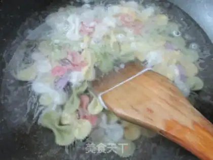 Make Ham sausage celery butterflies step 2