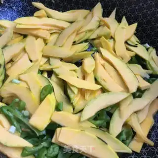 Make Pumpkin step 6