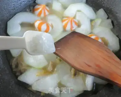 Make Squeeze the veal seeds and cook the smelt step 6