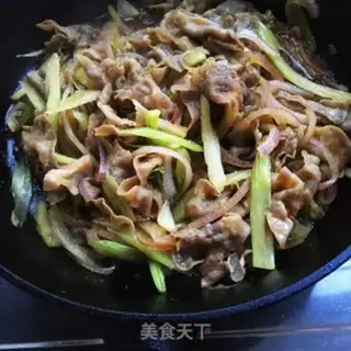 Make Celery beef rolls step 8