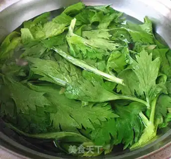 Make Celery tacos step 1