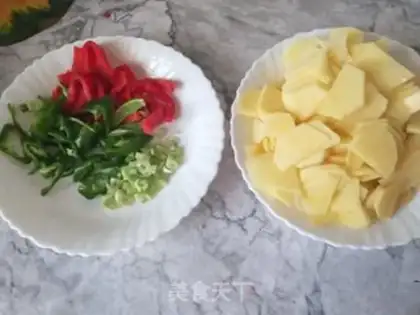 Make Potato piping step 1