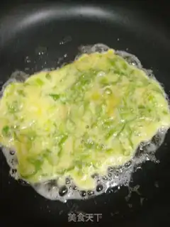Make Egg rolls step 4
