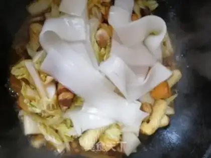 Make Cracker stew, pink cabbage step 7