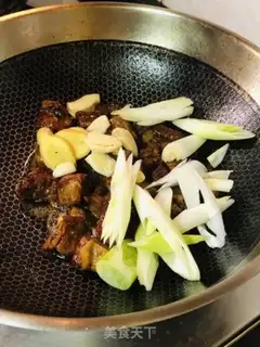 Make Red roasted cattle ribs step 4