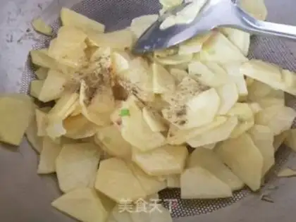 Make Potato piping step 4