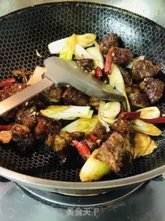 Make Red roasted cattle ribs step 5