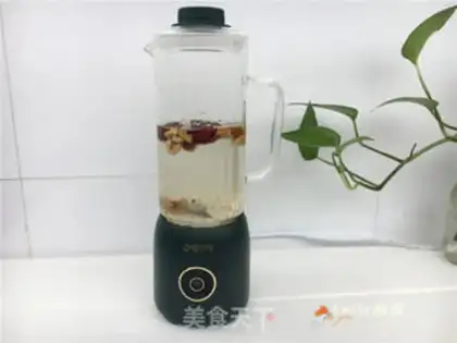 Make Red-tree walnut rice step 3
