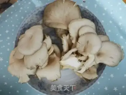 Make Five flowers and mushrooms step 0