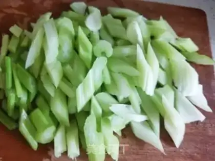 Make Meatloaf celery step 3