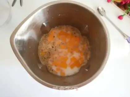 Make Pumpkin lily milk soup step 3