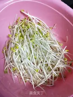 Make Soybean sprouts step 0