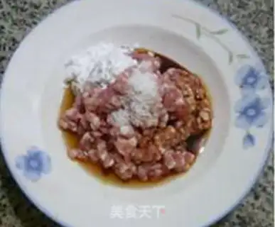 Make Burgundy meatball soup step 2