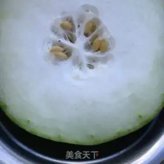 Make Poonmelon seameal soup step 0
