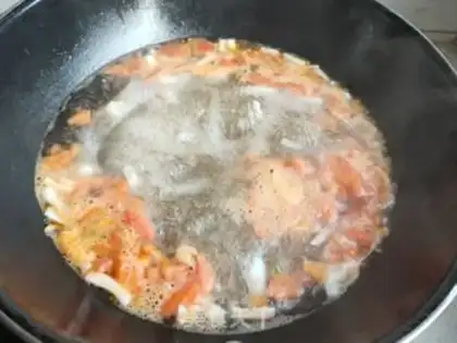 Make Western red soup step 10