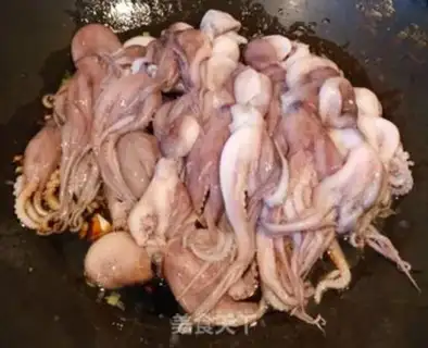 Make Red octopus step 5