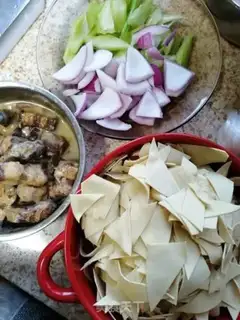 Make Red bean bean peeled onions step 2