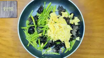 Make Scrambled eggs step 6