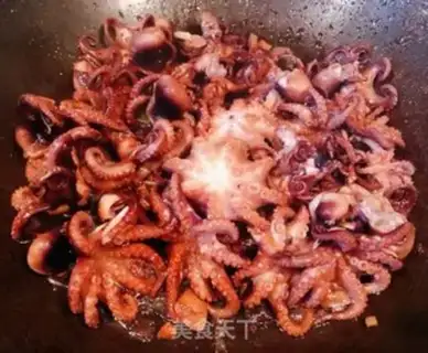 Make Red octopus step 8