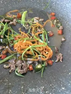 Make The pepper pigeon noodle step 13