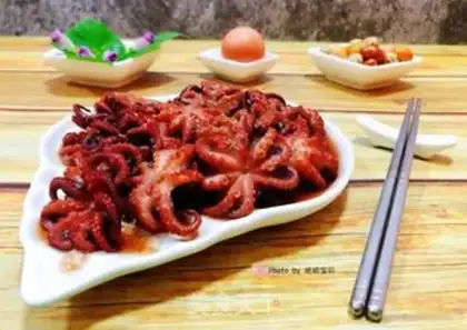 Make Red octopus step 11