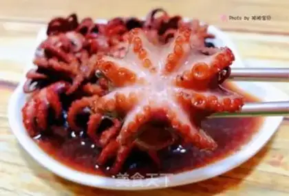 Make Red octopus step 12