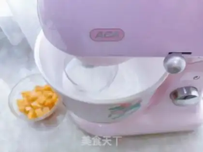 Make Swing horse cake step 16