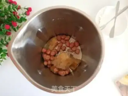 Make Peanut silver spoon step 3