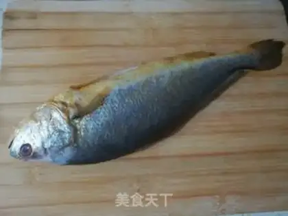 Make Fresh yellow fish step 0