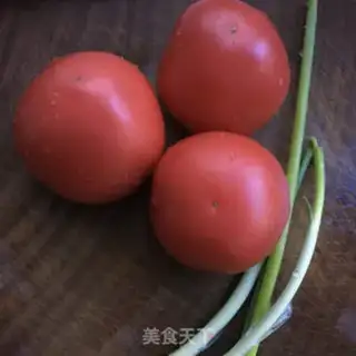 Make Tomatoes for salsa step 1