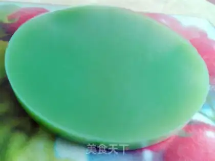Make cucumber juice pea powder step 5