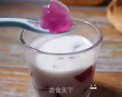 Make Red grapes on the net step 6