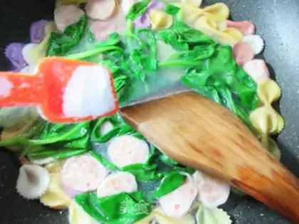 Make Shrimp balls, chicken and butterflies step 5