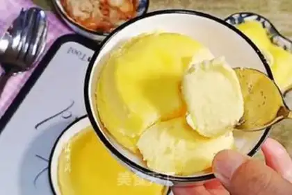 Make Yogurt cake step 5