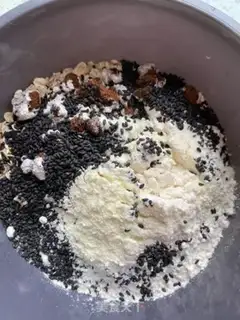 Make Red sugar oatmeal cookies step 1