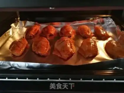 Make The chicken wings of turkey sauce step 7