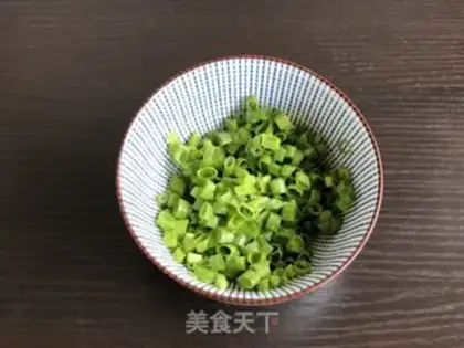 Make Mini onion roll step 1