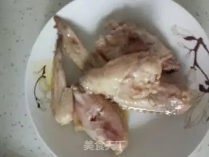 Make Red chicken wings, potatoes step 2
