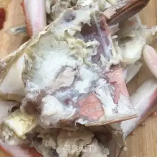 Make Pyramids and crabs step 4