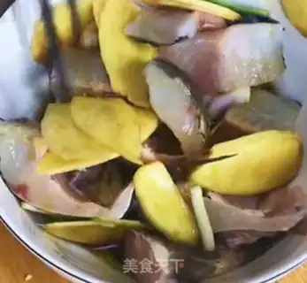 Make Strawfish tofu step 0