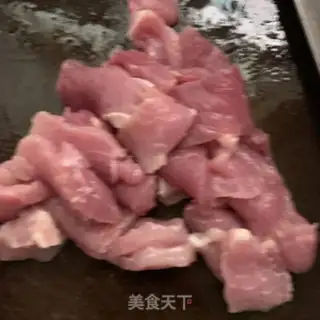 Make The cold hands and the meat step 0