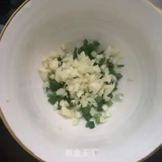 Make The cold hands and the meat step 3