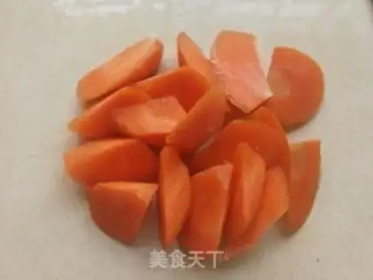 Make Carrot potatoes in chicken wings step 3