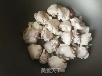 Make Carrot potatoes in chicken wings step 8