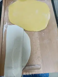 Make Pumpkin rolls step 8
