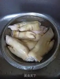 Make Pork hoof freeze step 1