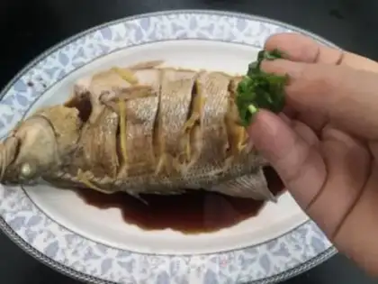 Make Onion saloon step 13