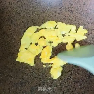 Make Bean tofu egg soup step 2