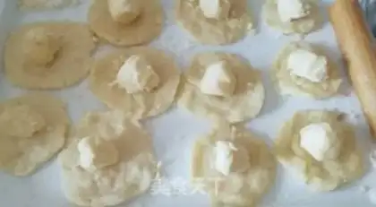 Make Chinese pancakes step 4