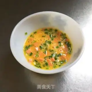 Make Lazy egg-bread step 1